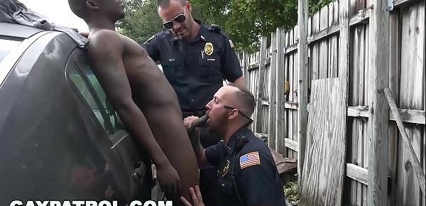  GAY PATROL  - Black Guy Gets Busted By The Cops While Tagging Up A Fence